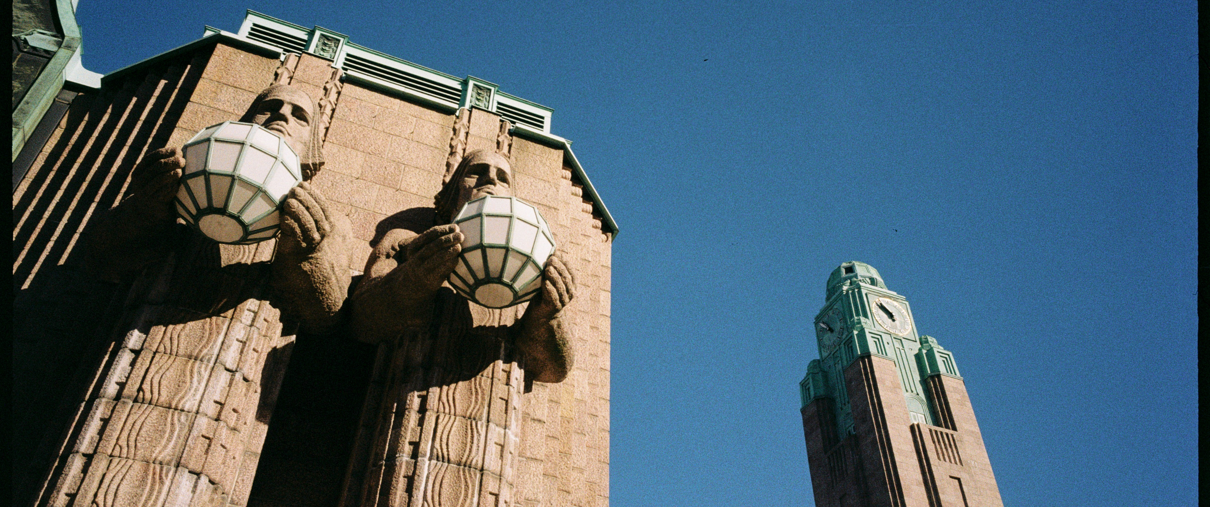 Makia Exclusive: Steissi