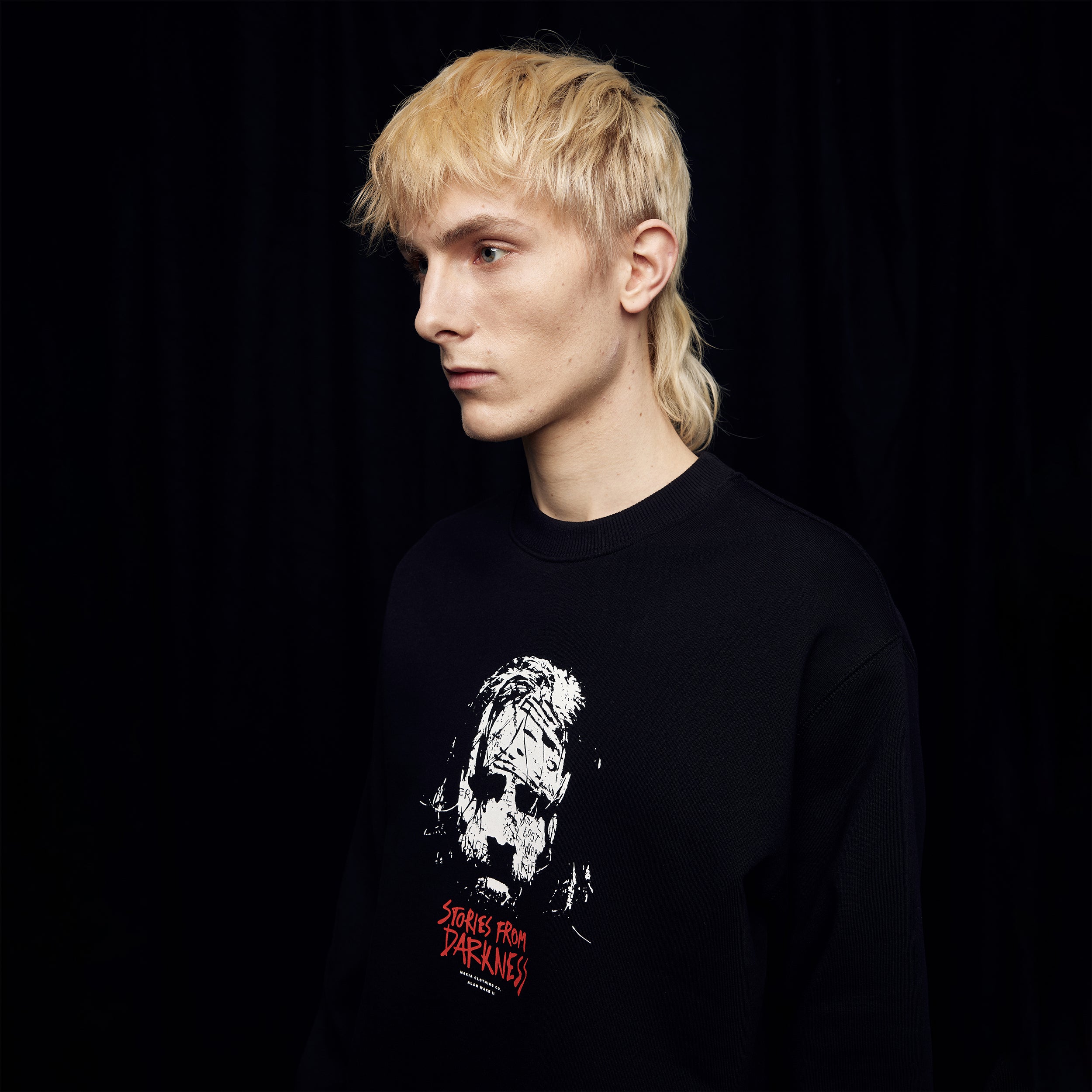 Tarinoita collegepaita