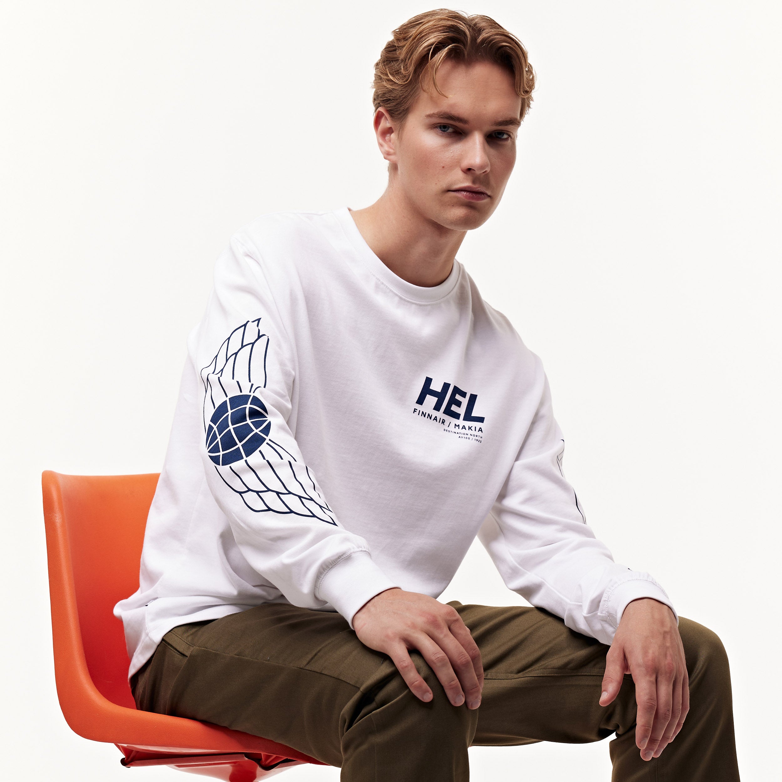 Finnairin pitkähihainen