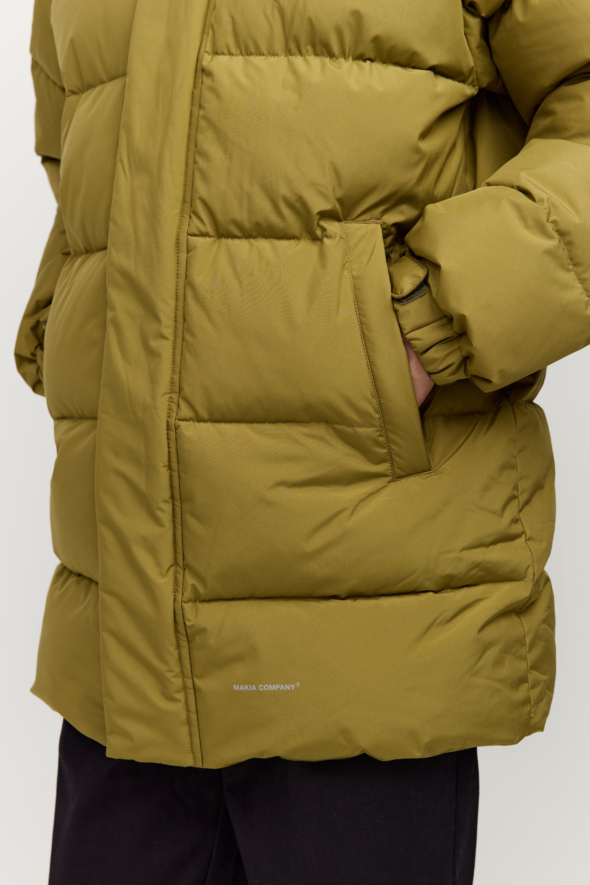 Aamos Jacket