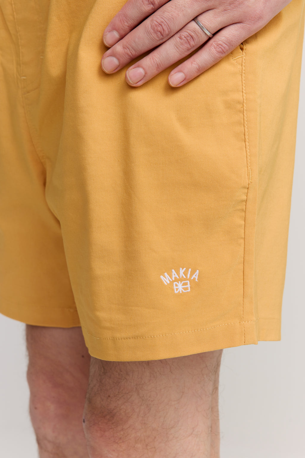 Cove Hybrid shortsit