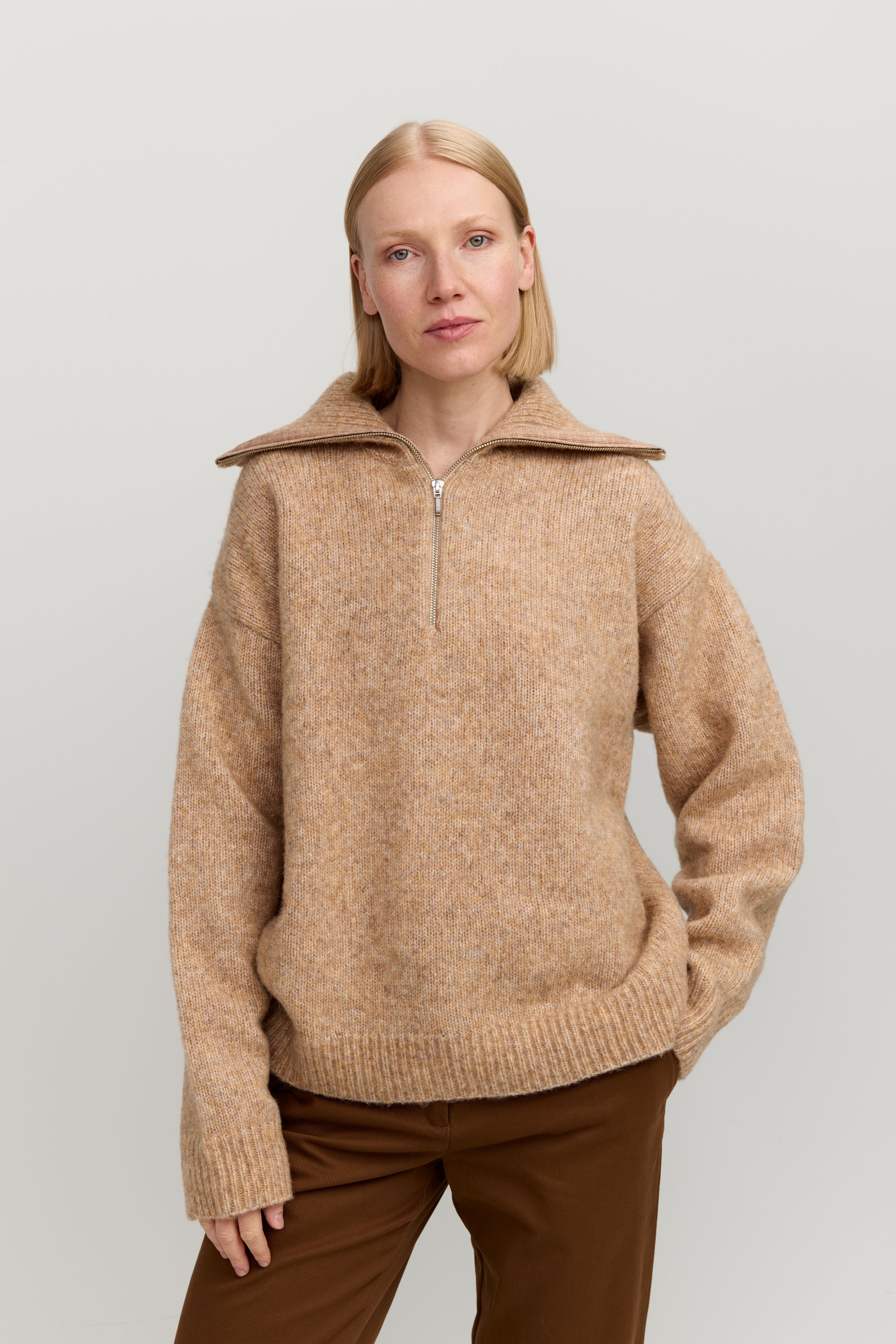Tove Half Zip neule