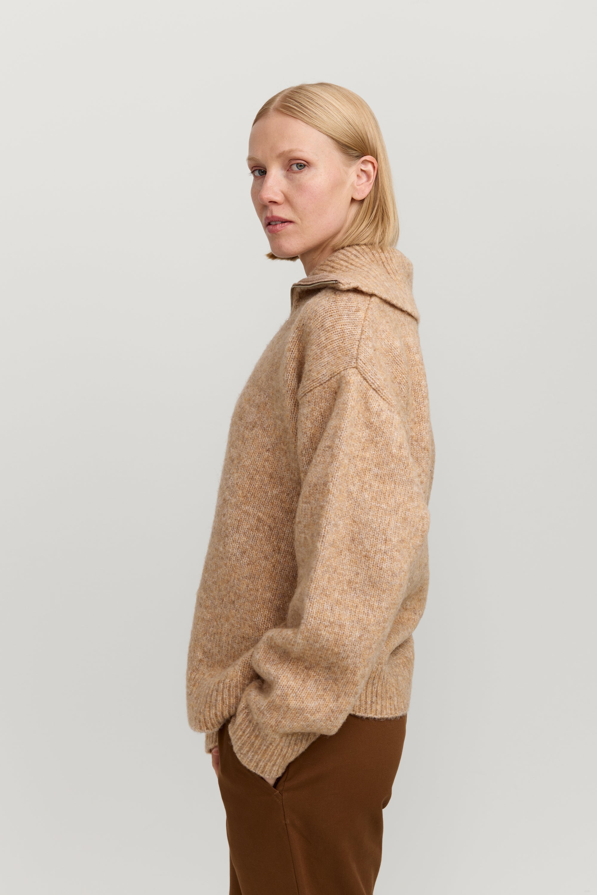 Tove Half Zip neule